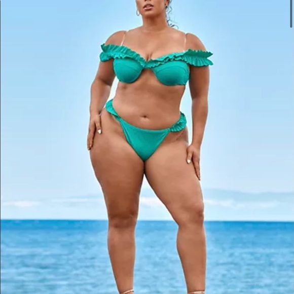 Plus size two piece bikini - Picture 2 of 4